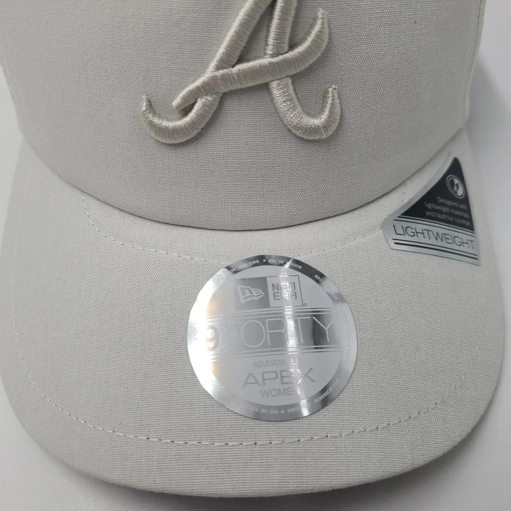 Women Atlanta Braves Hat Snapback Trucker Mesh New Era 9Forty Gray MLB Logo Apex